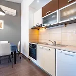 2 Bedroom Gorgeous In *