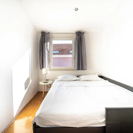 Apartman 2 Bedroom Gorgeous In Zára